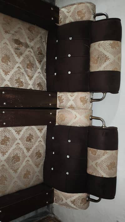 urgent for sale sofa set