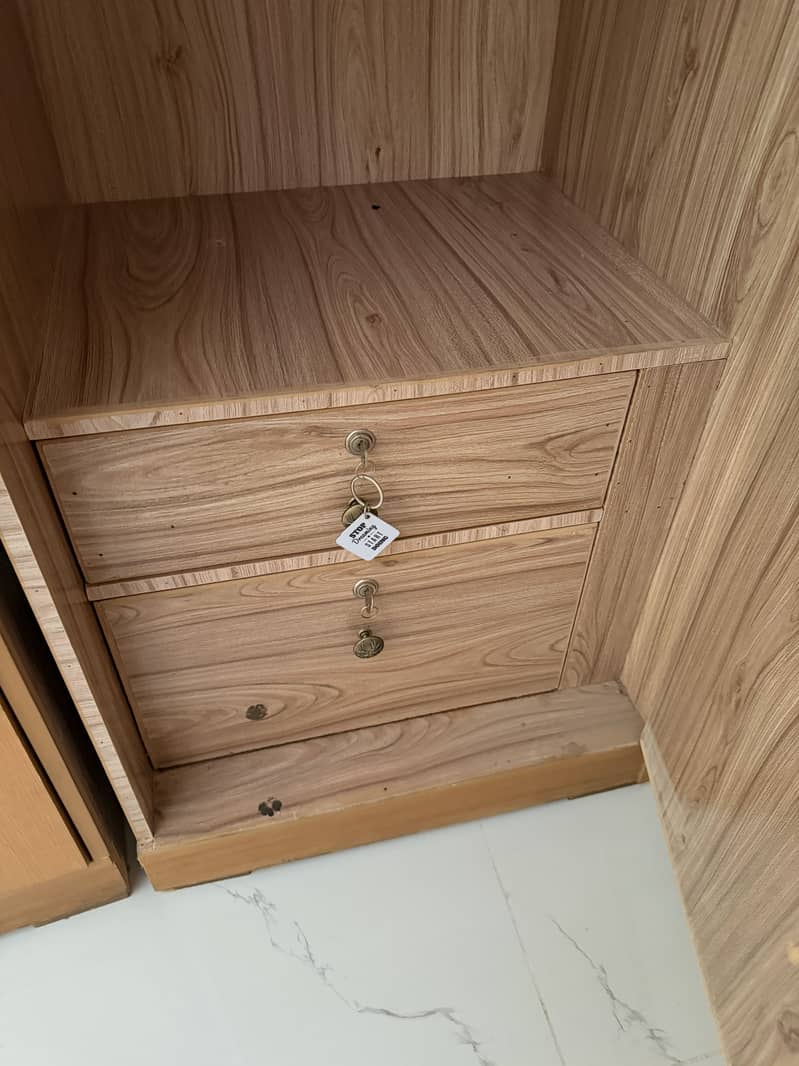 Double side wardrobe 2