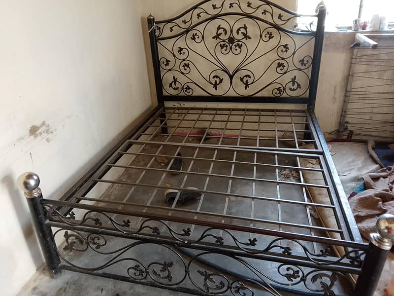 double bed 0