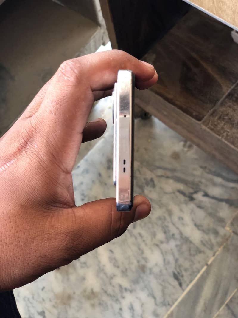 Infinix Note 40 2