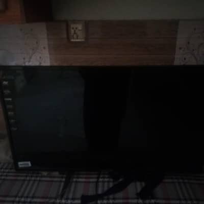32" LED TV (Non-smart)