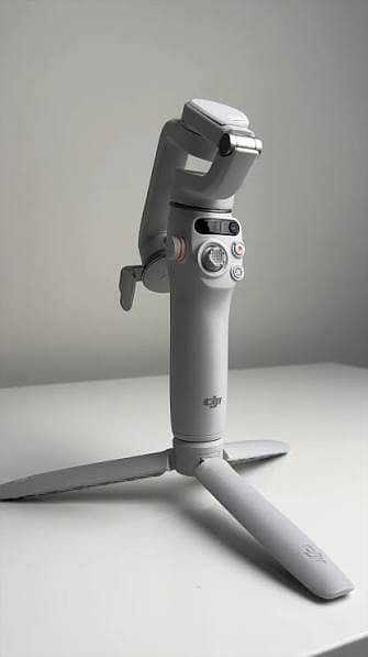 DJI OSMO Mobile 6 Smartphone Stabilizer Three Axis Mobile Phone Stabi
