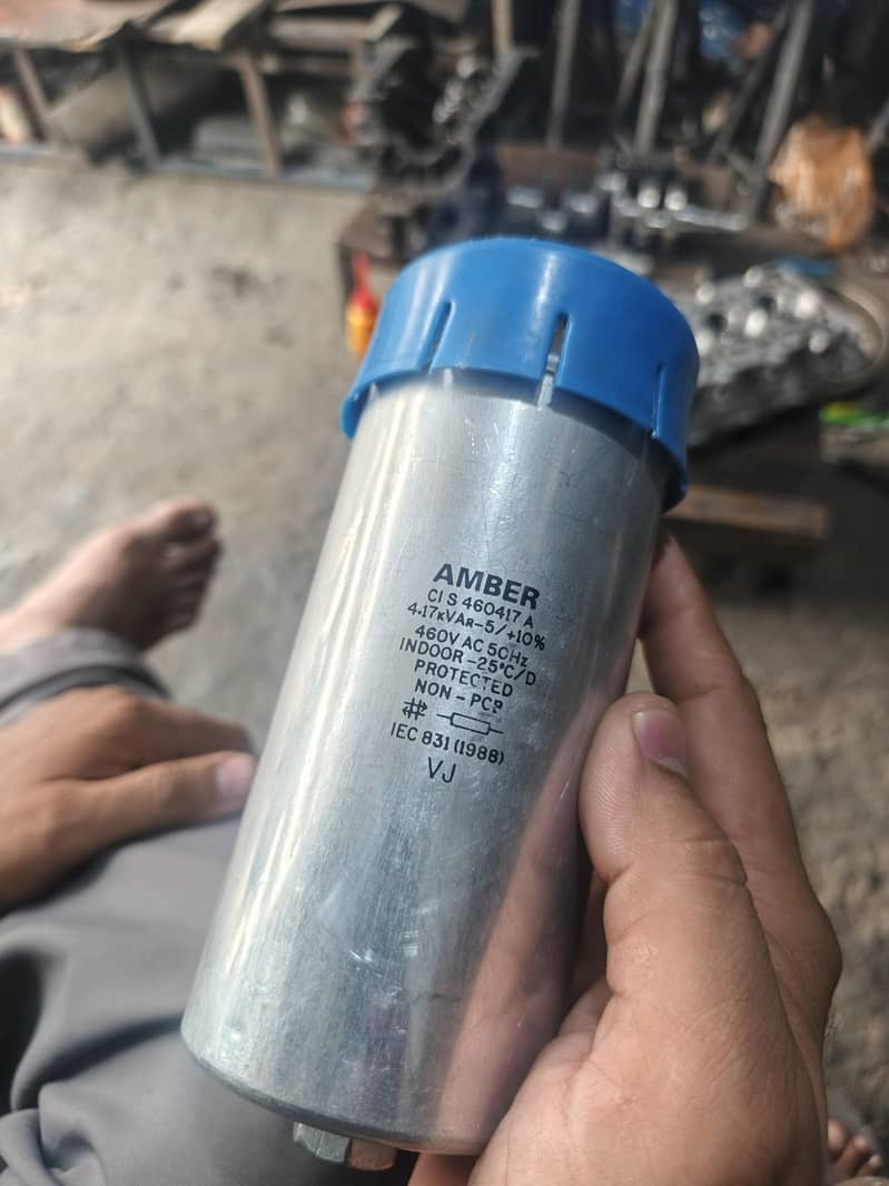 amber capacitor 3