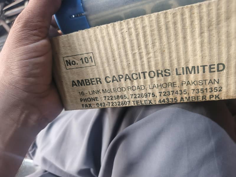 amber capacitor 5