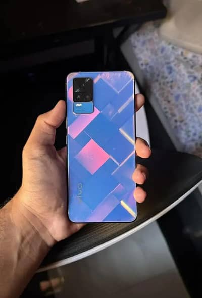 Vivo V21e
