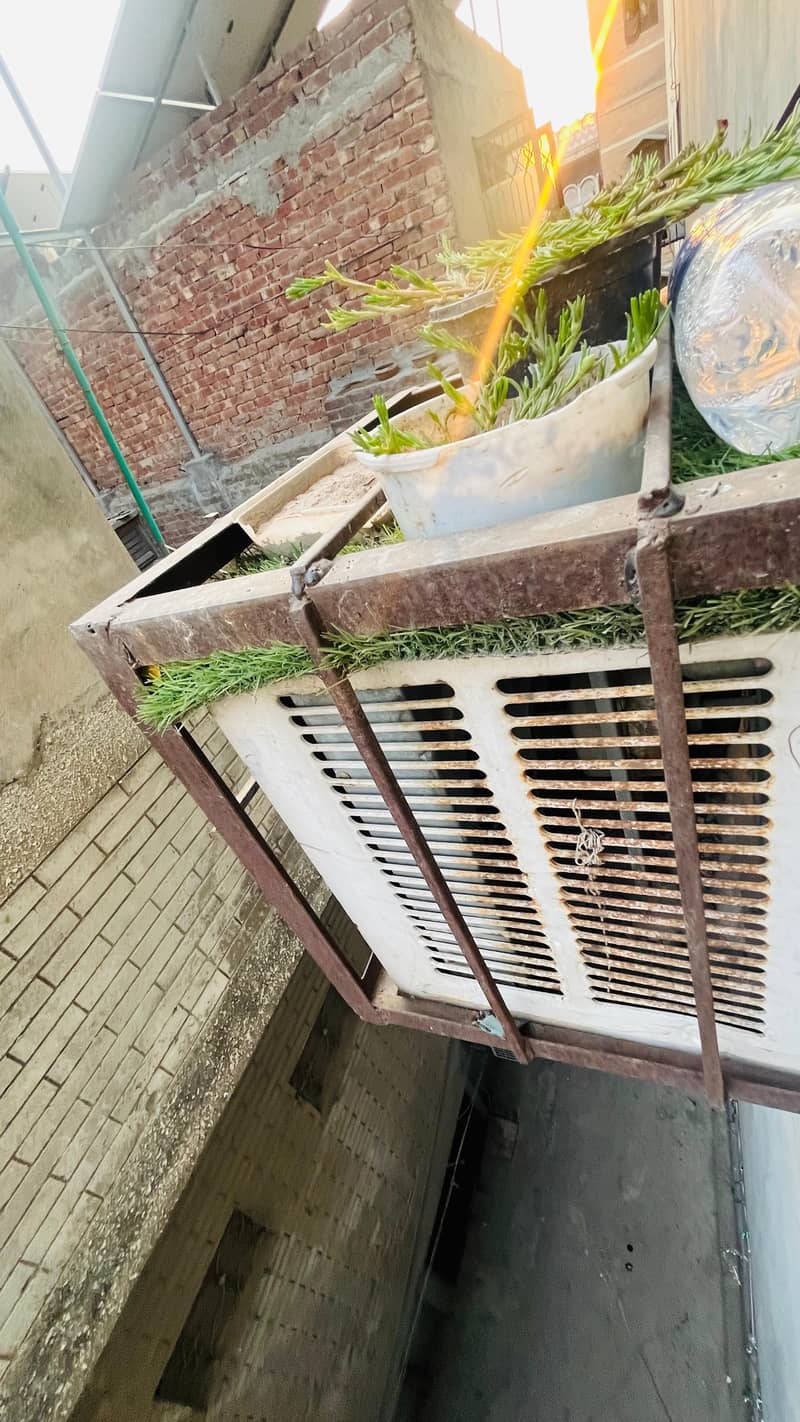 window Ac 1