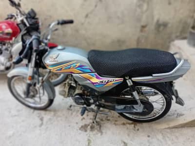HONDA CD 70 DREAM 2021 MODEL