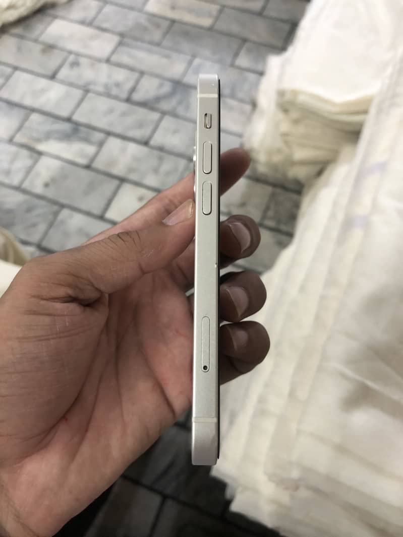 iPhone 12 mini 2
