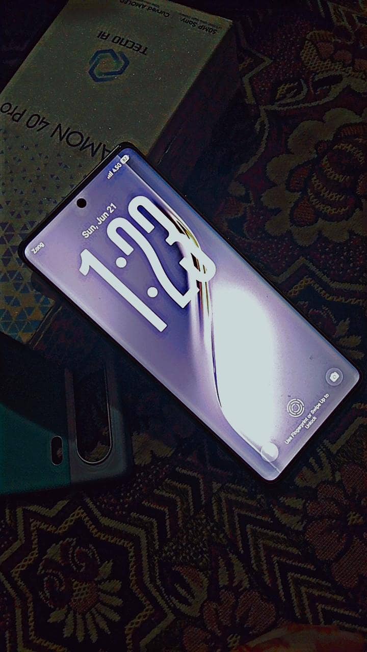 Tecno CAMON 40 Pro 2