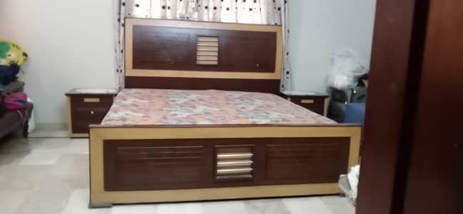 Only Bed Structure without Mattress and board
