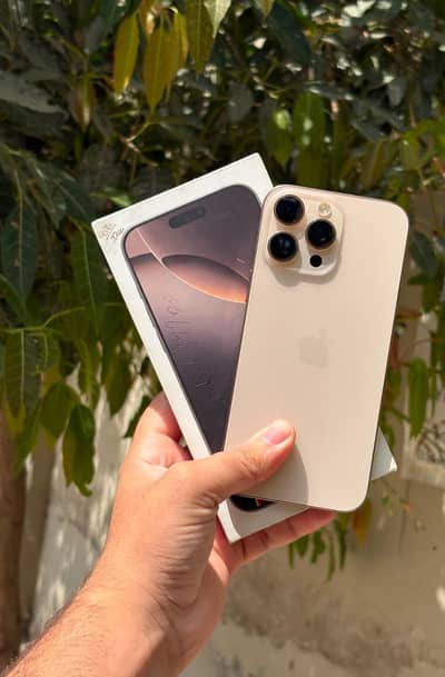 Apple iPhone 16 Pro Max