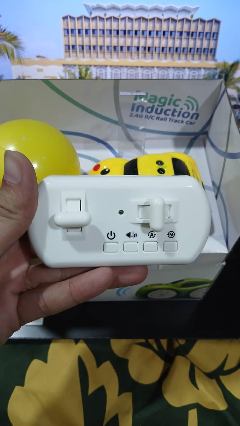 Electronic Magic induction Remote control Car 3