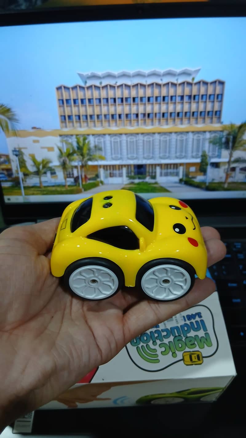 Electronic Magic induction Remote control Car 4