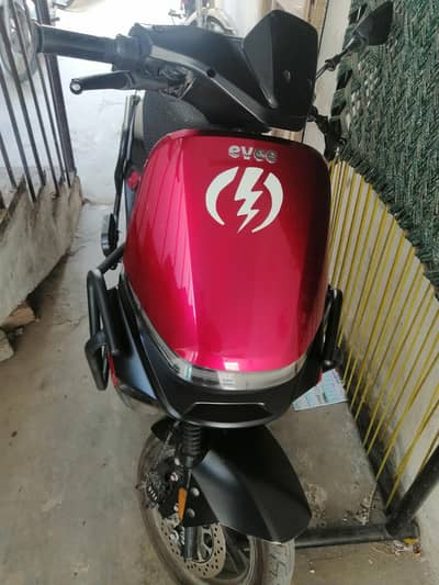 evee s1 like new