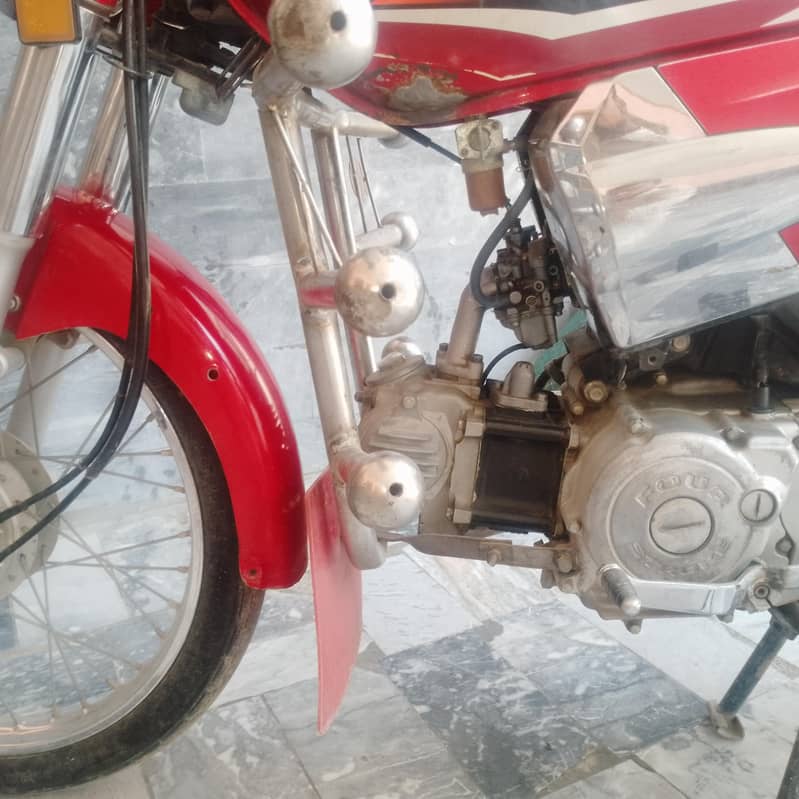 Yamaha junoon 4