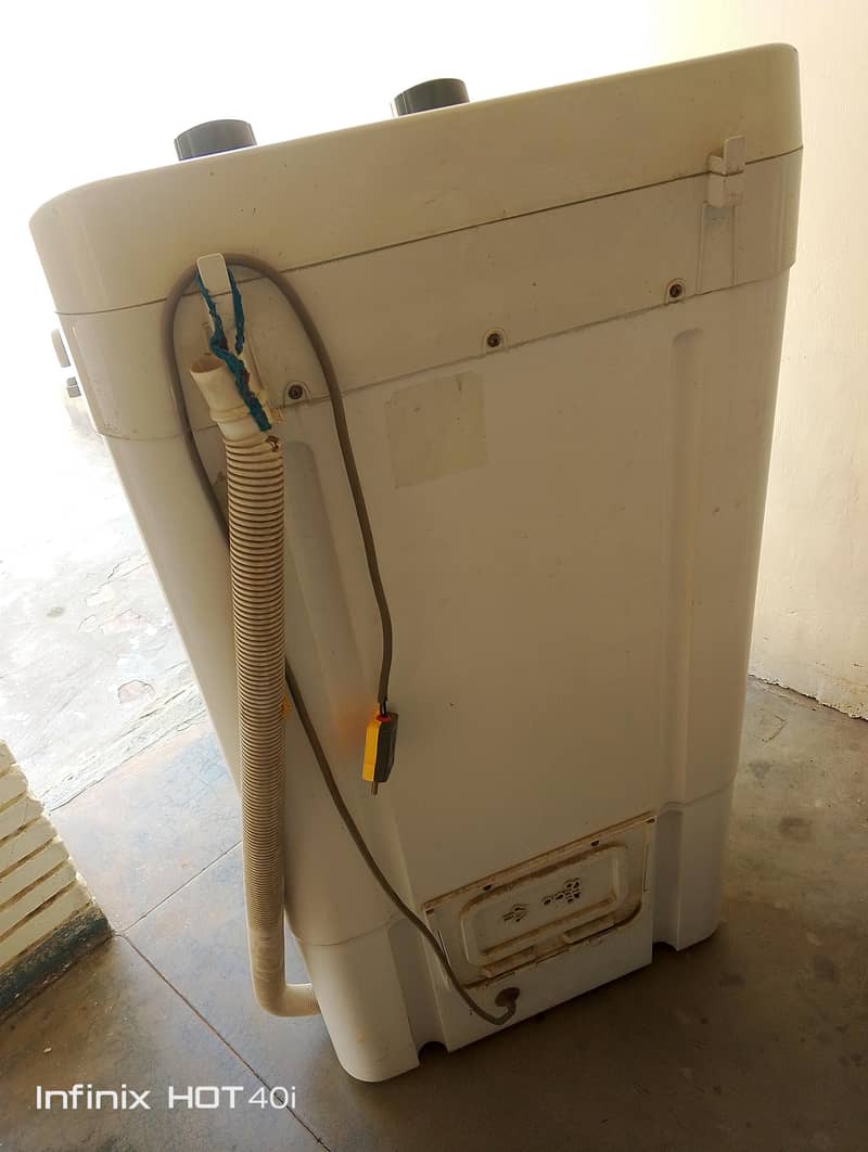 Dawlance wasing machine 0