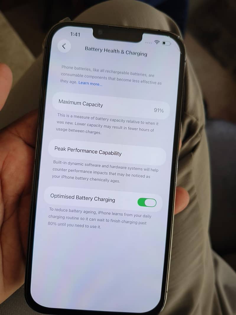 Apple iPhone 13 Pro Max 0