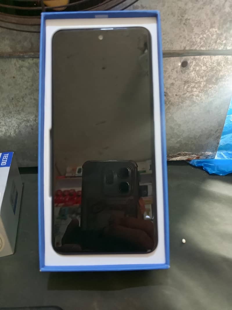 Tecno CAMON 18 Pro 0
