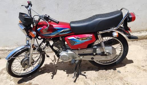 Honda CG 125 model 2024 ok 10/10 condition