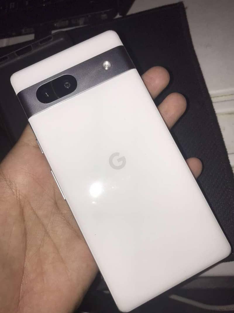 Google Pixel 7a 1