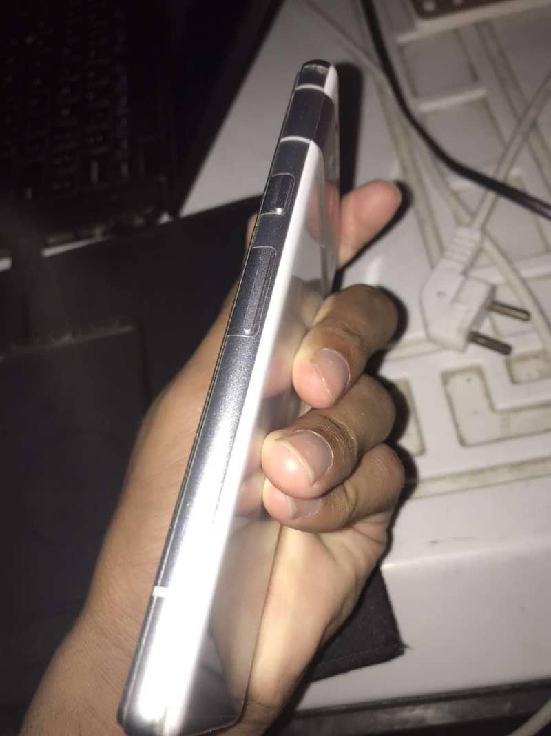 Google Pixel 7a 5