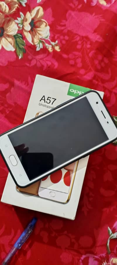 OPPO A57