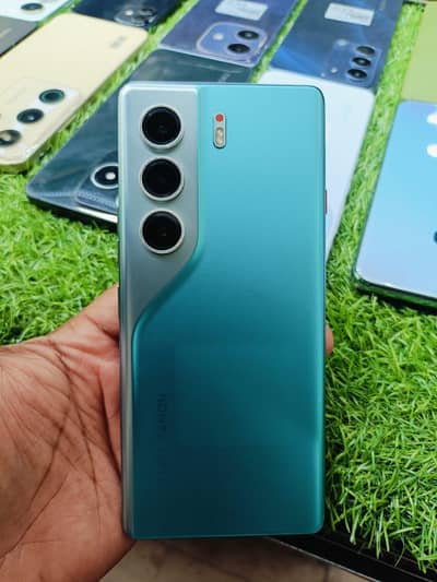 Tecno CAMON 40 Pro