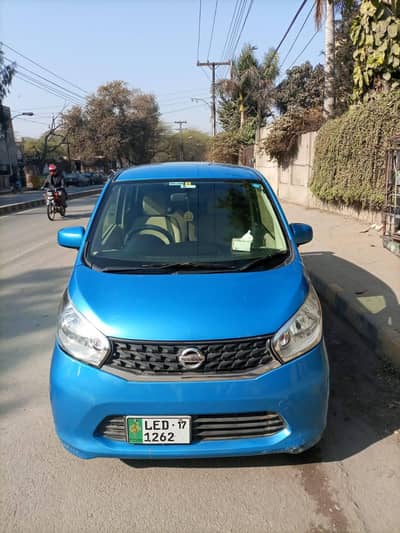 Nissan DayZ Car Rant k leye hai Indrive Hom used