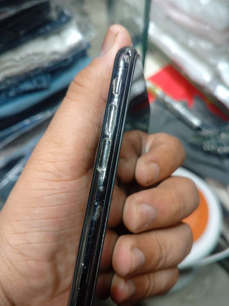 Apple iPhone X 2