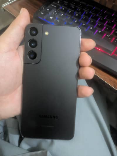 Samsung Mobile S22