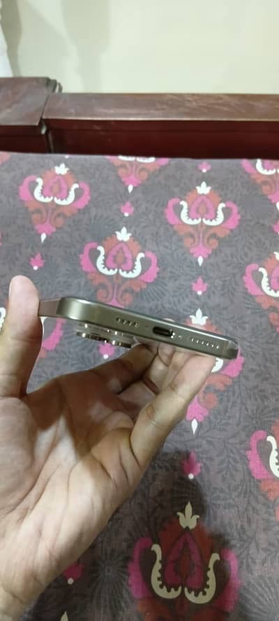 16 Pro Max 256gb Desert Titanium JV