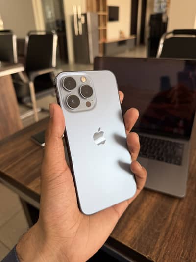 Apple iPhone 13 Pro