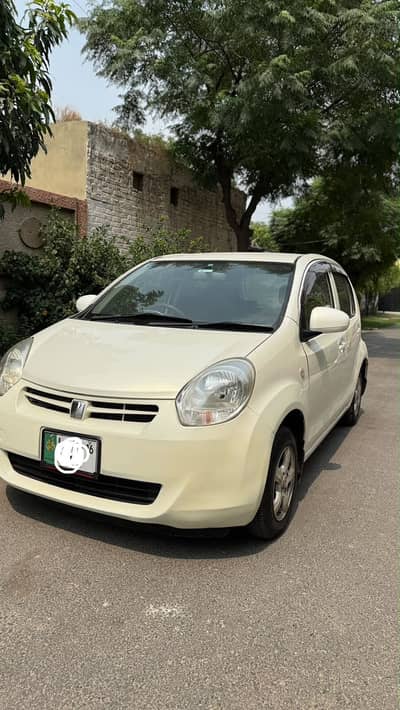 Toyota Passo 2016