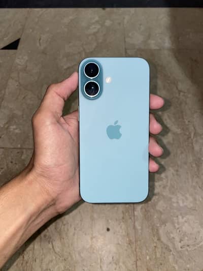 Apple iPhone 16