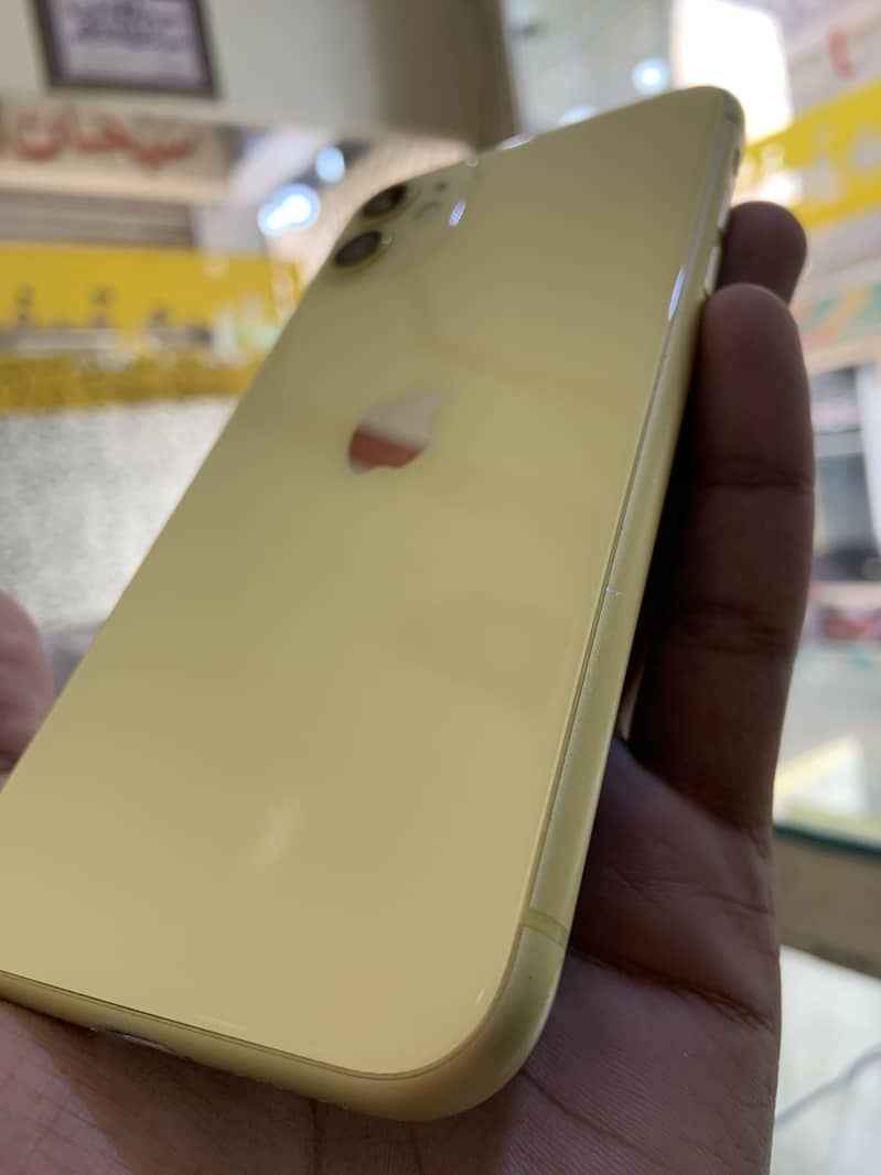 iPhone 11 2