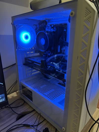 Gaming PC – Ryzen 5 5600 + RX 6700 XT + 16GB RAM