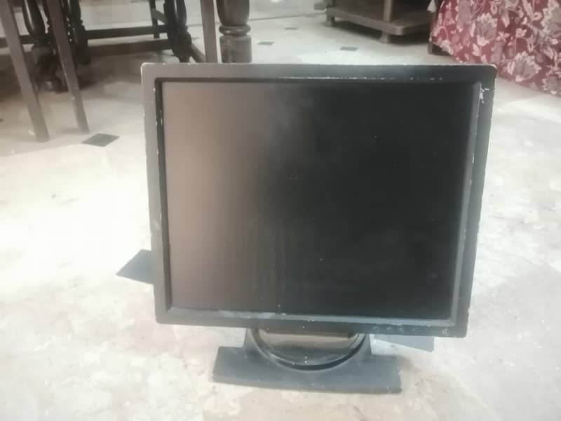 Monitor 4