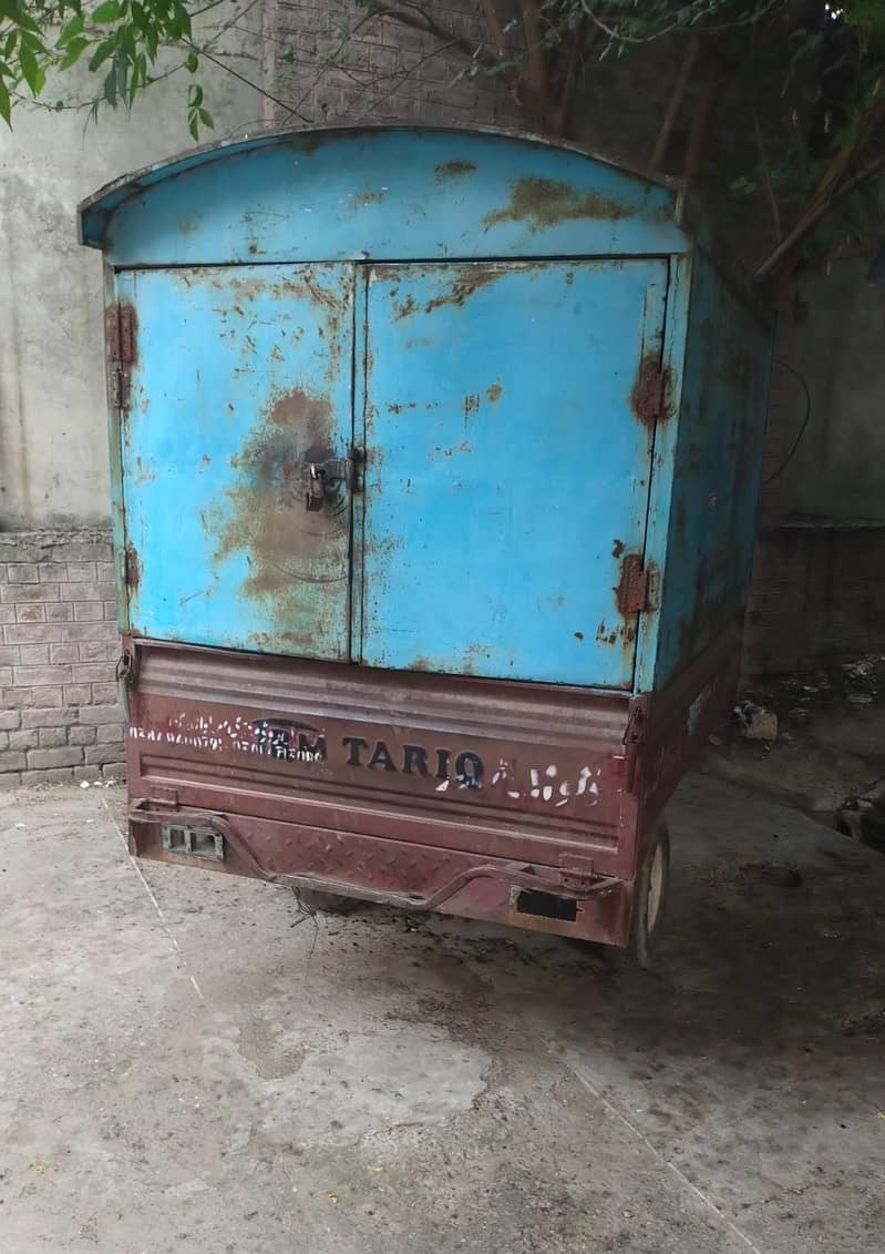 united Loader Rickshaw 1