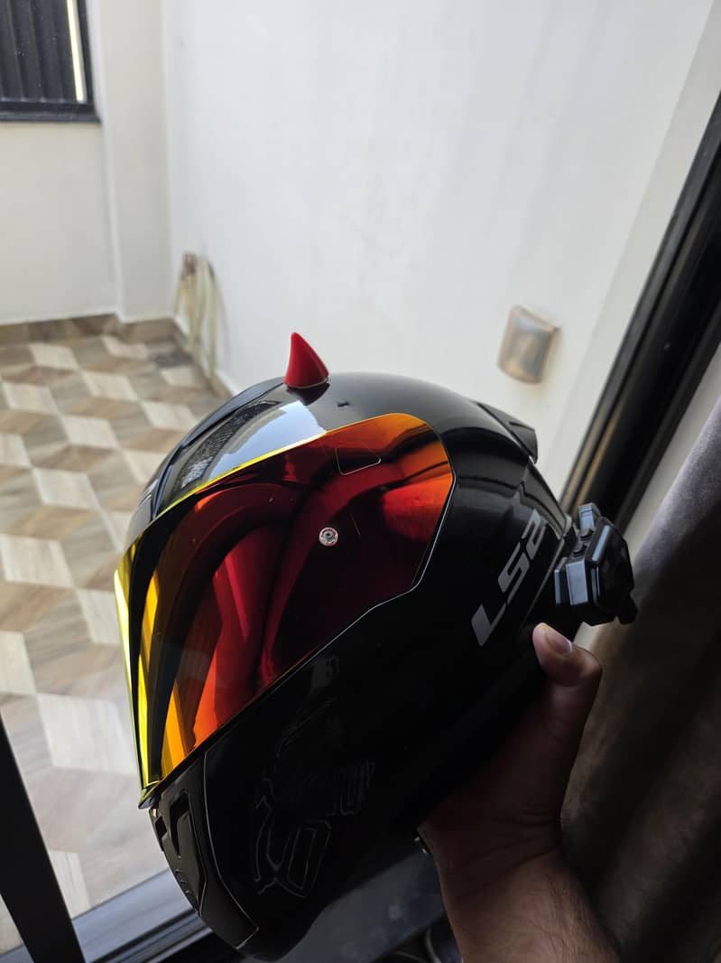 LS2 Rapid 2 Mint condition (with either black visor or red) 4