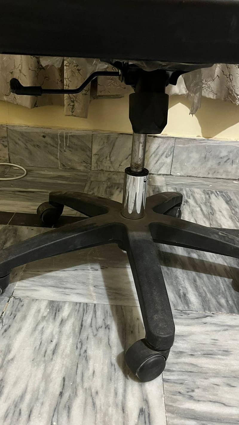 adjustable Office chair 3