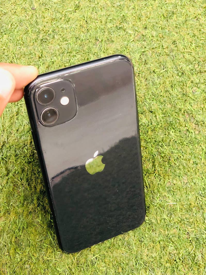 Apple iPhone 11 3