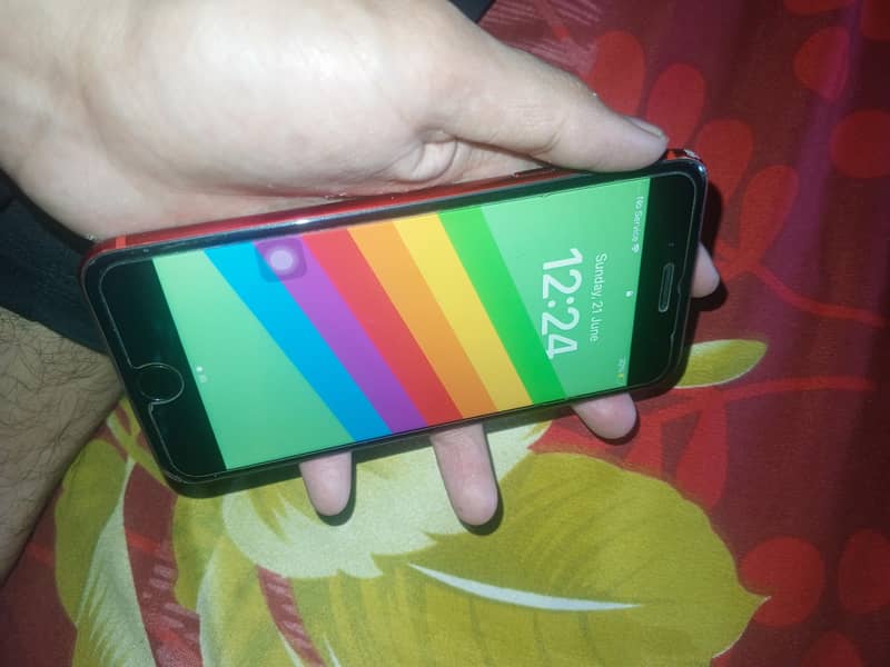 Apple iPhone 8 Plus 6