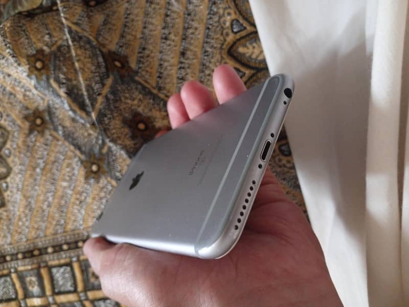 iPhone 6S plus 2