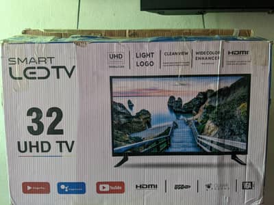 32 inch Smart LED TV Android System 2 months used like new