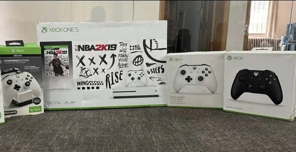 Xbox one s 1tb BRAND NEW CONDITION
