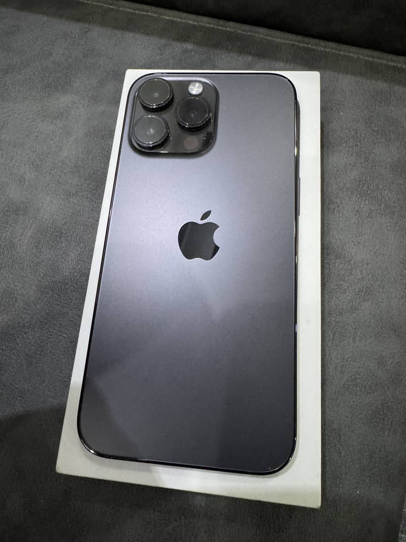 Apple iPhone 14 Pro Max 0