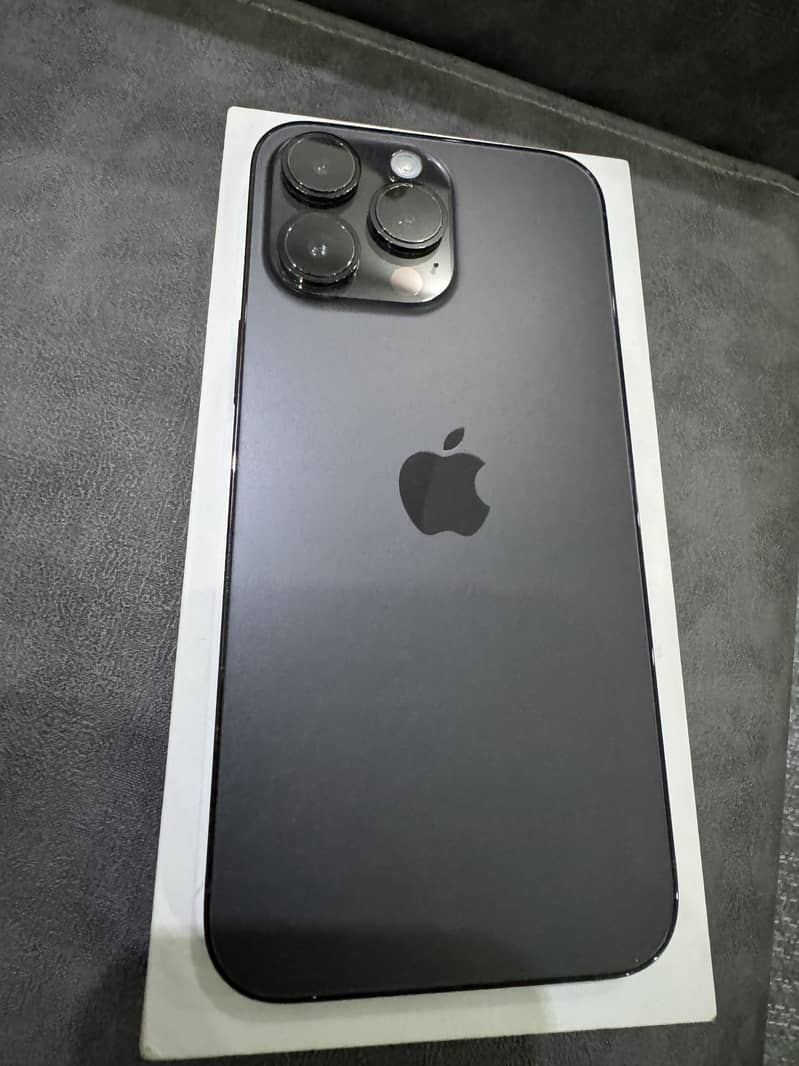 Apple iPhone 14 Pro Max 4