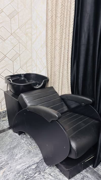 Salon wash basin and trolley for sale