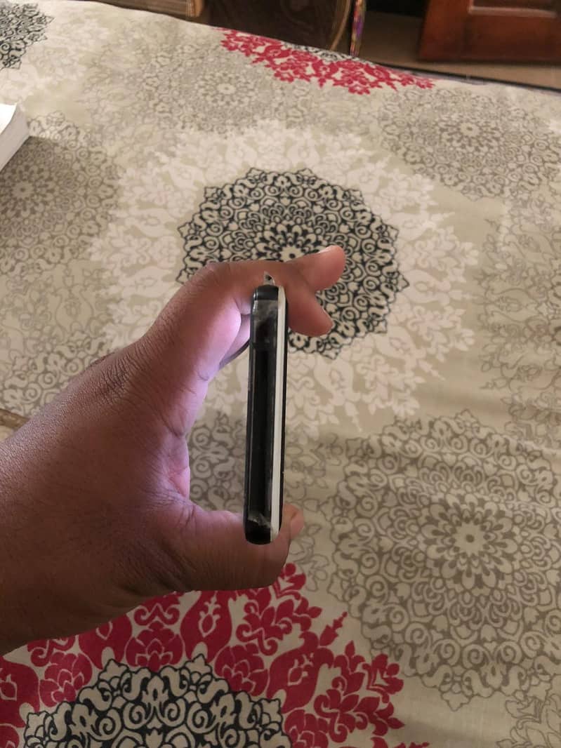 Google Pixel 6a 5