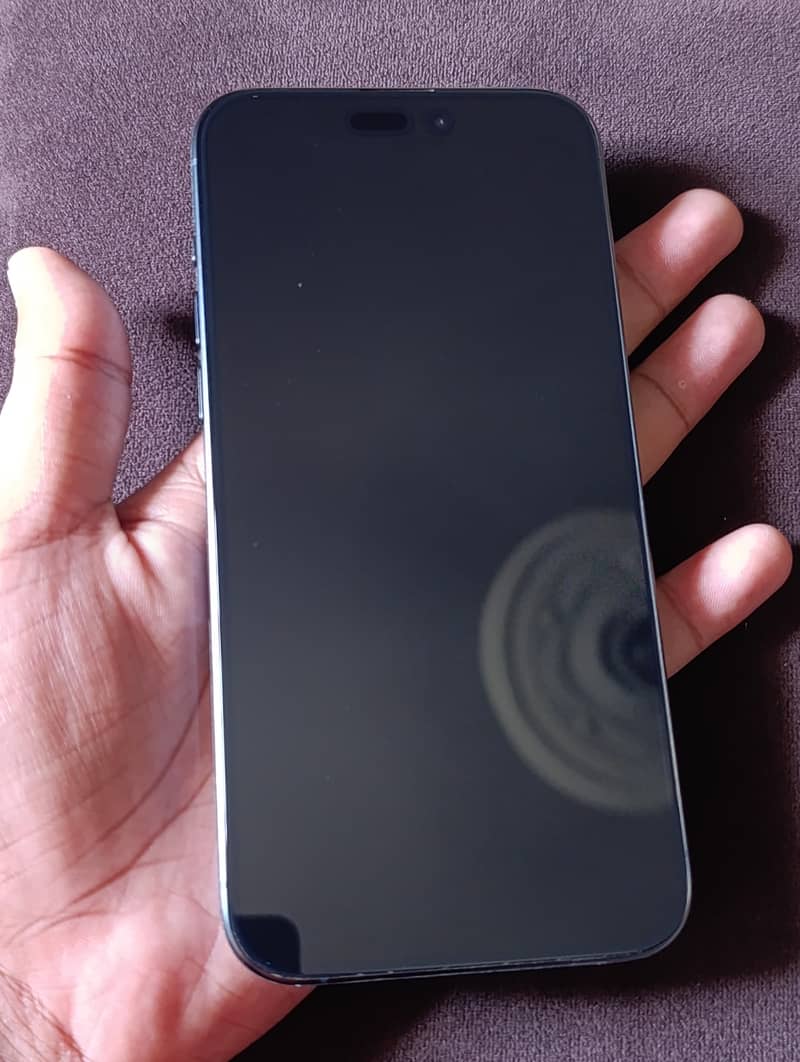 iPhone 15 Pro Max 5